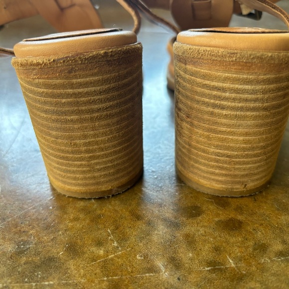 Cork ease Bethany block sandals. Size 7. - Picture 2 of 2